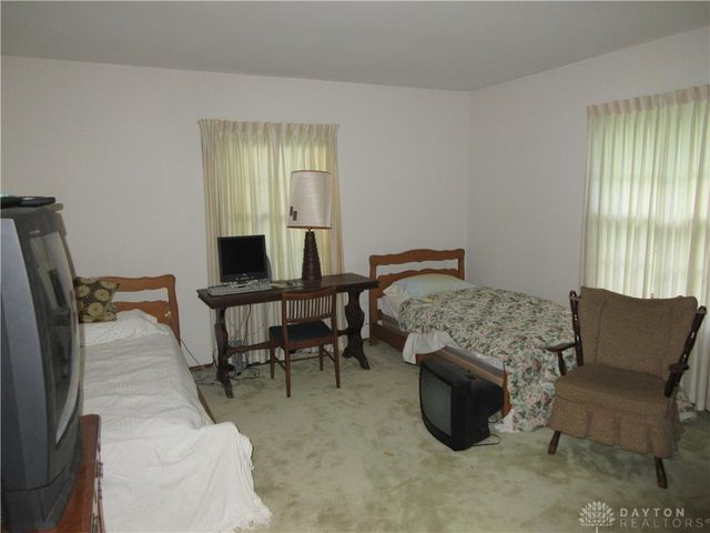 827 Hickory Lane, Troy, OH 45373