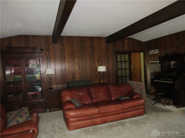 827 Hickory Lane, Troy, OH 45373