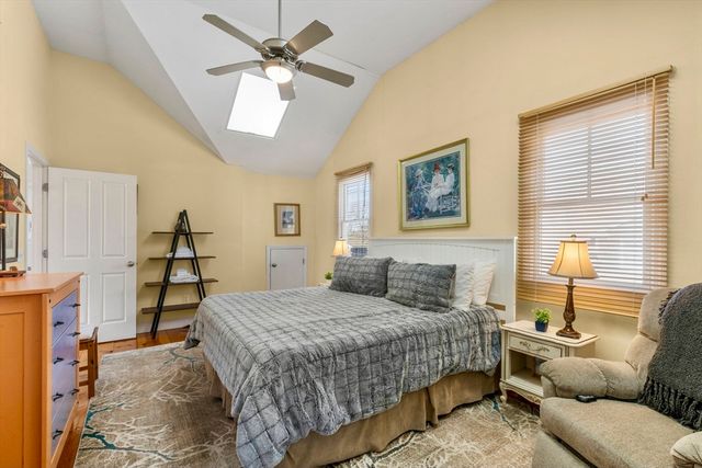9 A Holway, Provincetown, MA 02657