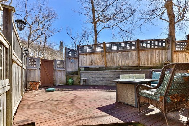 9 A Holway, Provincetown, MA 02657