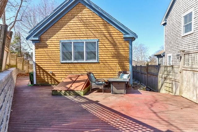 9 A Holway, Provincetown, MA 02657