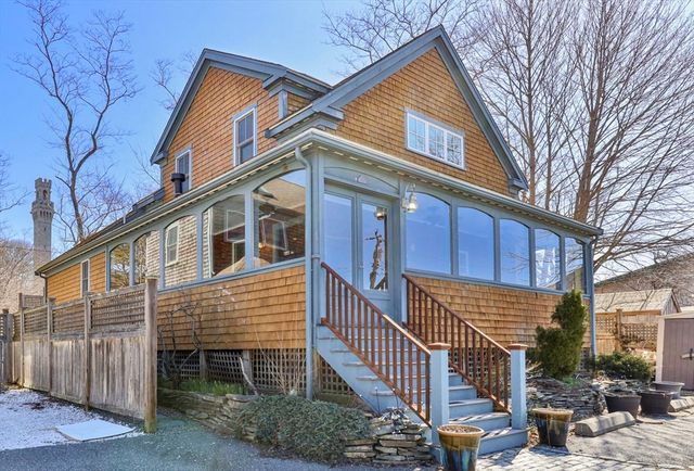 9 A Holway, Provincetown, MA 02657