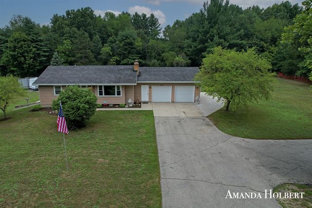 4635 12 Mile Road, Rockford, MI 49341