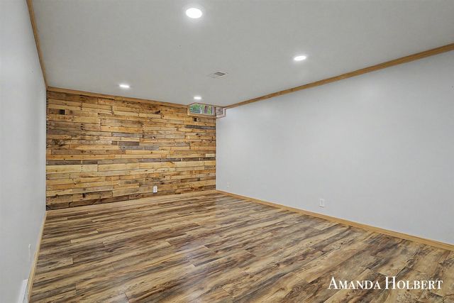 4635 12 Mile Road, Rockford, MI 49341