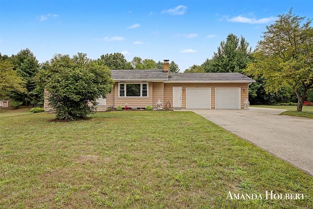 4635 12 Mile Road, Rockford, MI 49341