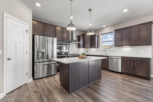 18053 Harlow Path, Lakeville, MN 55044