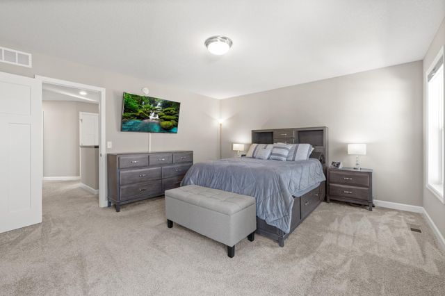 18053 Harlow Path, Lakeville, MN 55044