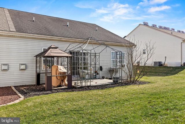 3598 KORTNI DR, Dover, PA 17315