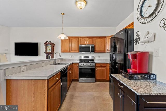 3598 KORTNI DR, Dover, PA 17315