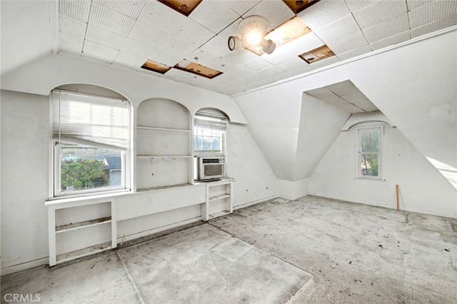 3744 Anita Avenue, Pasadena, CA 91107