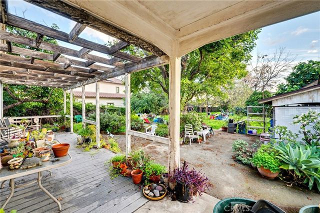 3744 Anita Avenue, Pasadena, CA 91107