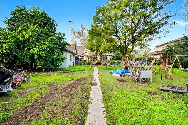 3744 Anita Avenue, Pasadena, CA 91107