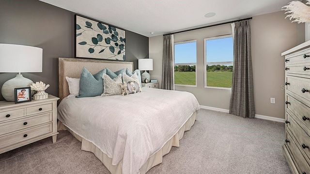 7492 SANDSTONE DRIVE, Groveland, FL 34736