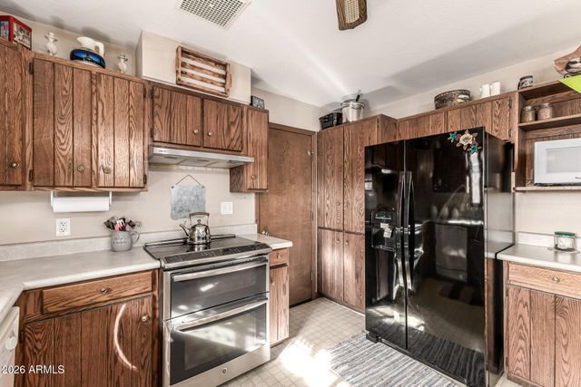 12427 W DESERT COVE Road, El Mirage, AZ 85335