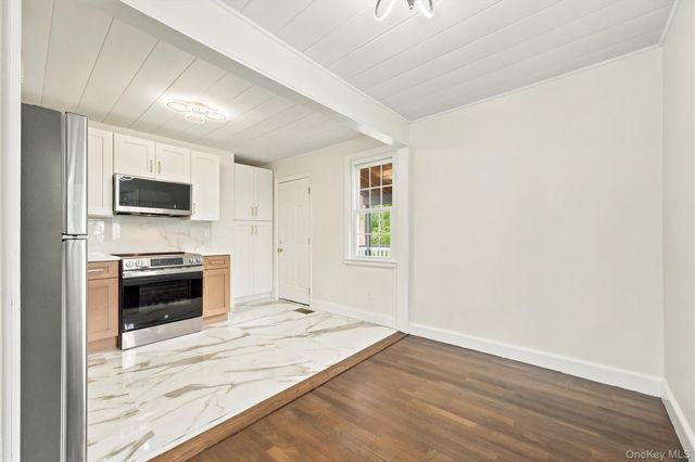 3 Pond Road, Walden, NY 12586
