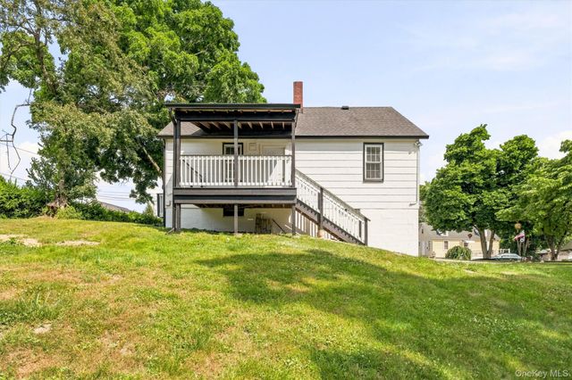 3 Pond Road, Walden, NY 12586