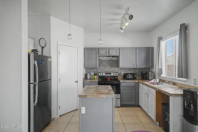 1310 S 121ST Lane, Avondale, AZ 85323
