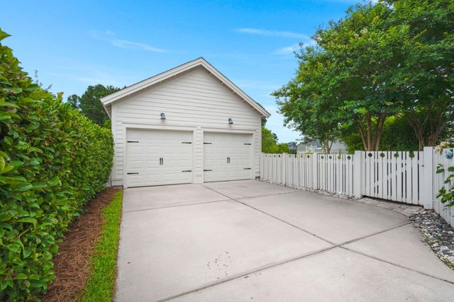 208 Oakbend Street, Summerville, SC 29483