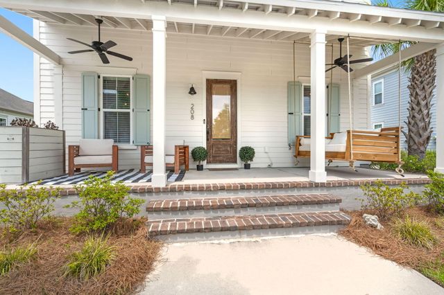 208 Oakbend Street, Summerville, SC 29483
