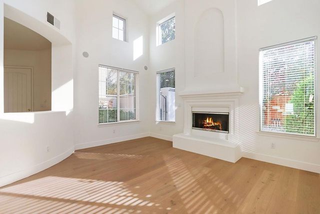 224 Heron Creek Ct, Roseville, CA 95661