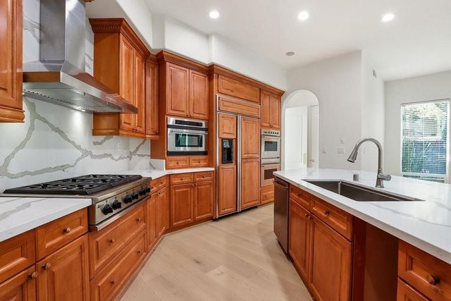 224 Heron Creek Ct, Roseville, CA 95661