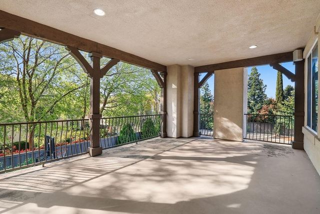 224 Heron Creek Ct, Roseville, CA 95661