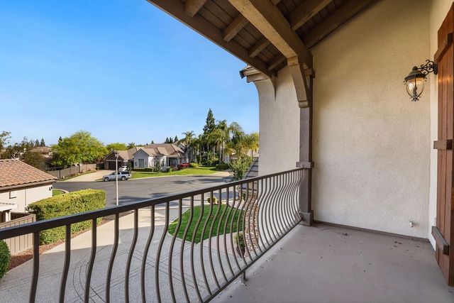 224 Heron Creek Ct, Roseville, CA 95661