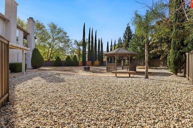 224 Heron Creek Ct, Roseville, CA 95661