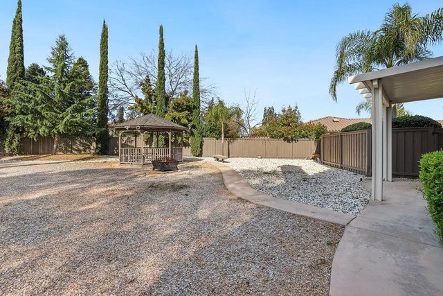 224 Heron Creek Ct, Roseville, CA 95661