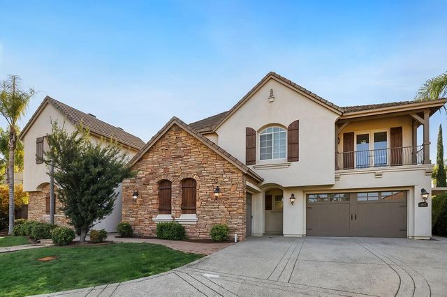 224 Heron Creek Ct, Roseville, CA 95661