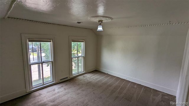 104 Grand Avenue, Mount Clemens, MI 48043