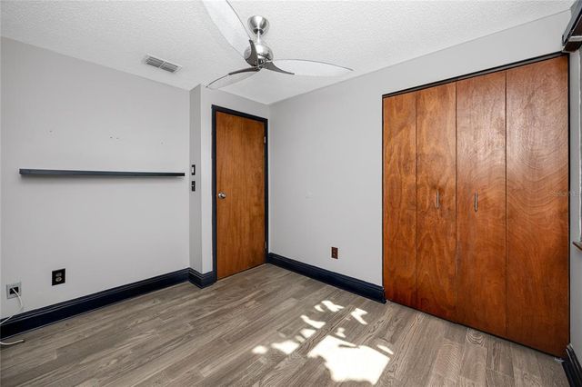 608 TIMBER BAY CIRCLE E, Oldsmar, FL 34677