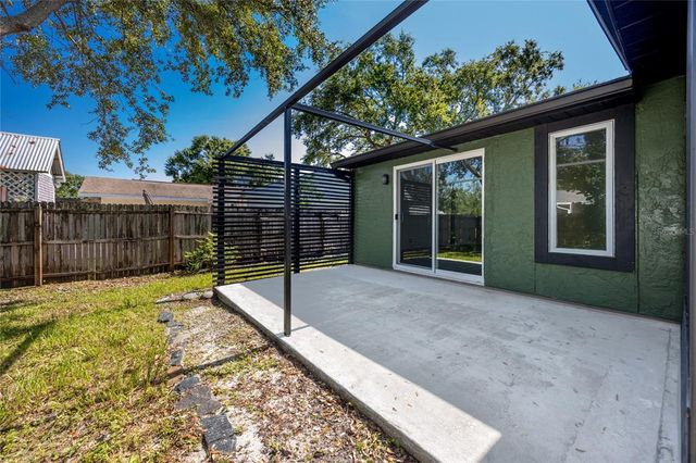 608 TIMBER BAY CIRCLE E, Oldsmar, FL 34677