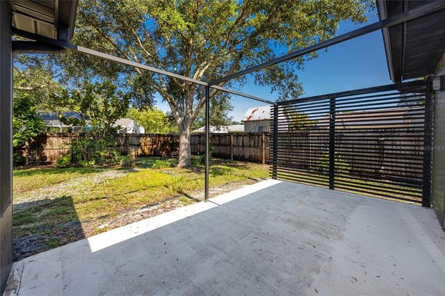 608 TIMBER BAY CIRCLE E, Oldsmar, FL 34677