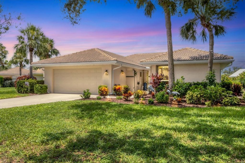 700 CARNOUSTIE TERRACE 30, Venice, FL 34293