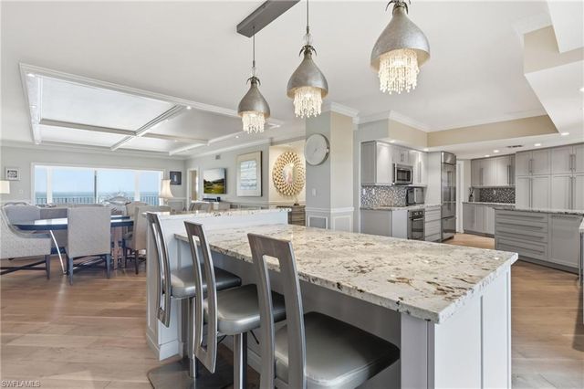 2901 Gulf Shore BLVD N 701S, Naples, FL 34103