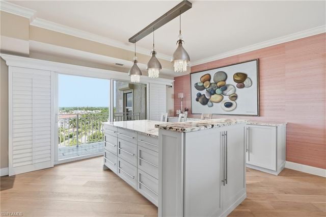 2901 Gulf Shore BLVD N 701S, Naples, FL 34103