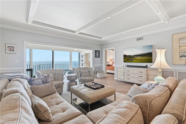2901 Gulf Shore BLVD N 701S, Naples, FL 34103