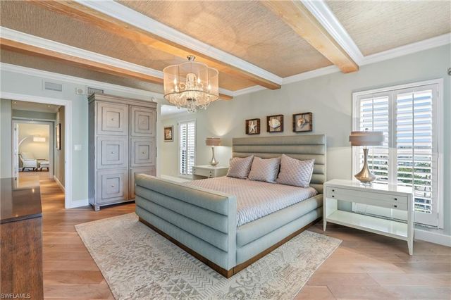 2901 Gulf Shore BLVD N 701S, Naples, FL 34103
