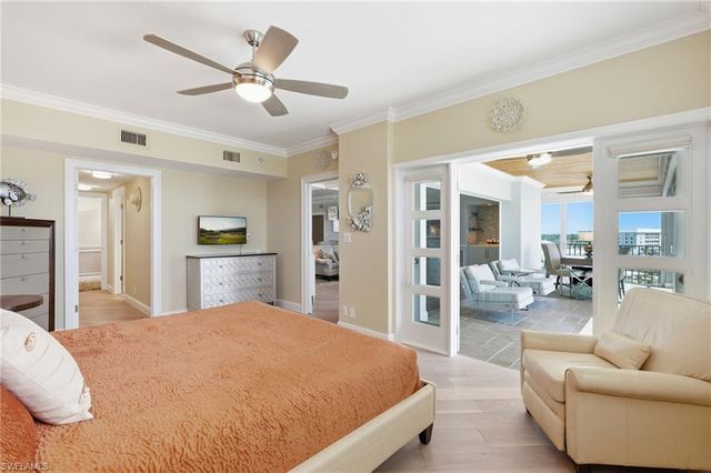 2901 Gulf Shore BLVD N 701S, Naples, FL 34103