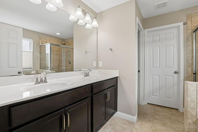 616 Haybrooke Drive, Hamilton Twp, OH 45039