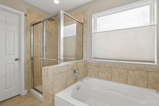 616 Haybrooke Drive, Hamilton Twp, OH 45039