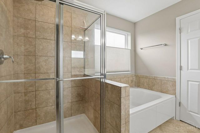 616 Haybrooke Drive, Hamilton Twp, OH 45039