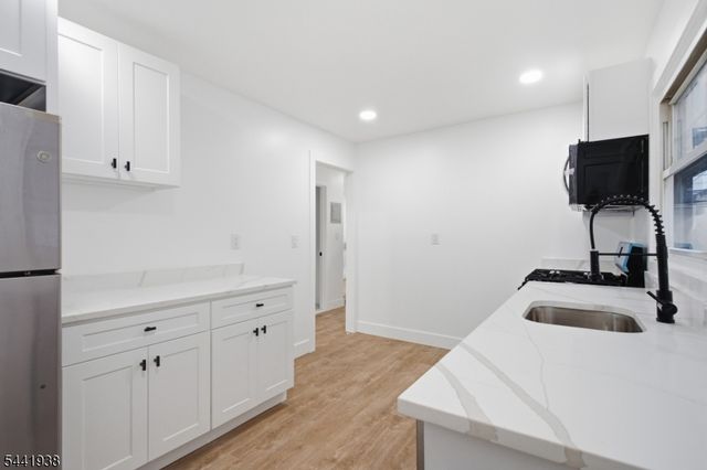 284 2Nd Ave, Newark City, NJ 07107