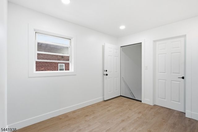 284 2Nd Ave, Newark City, NJ 07107