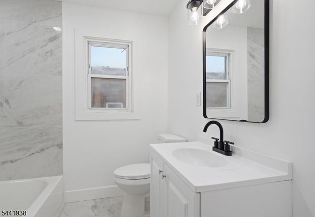 284 2Nd Ave, Newark City, NJ 07107