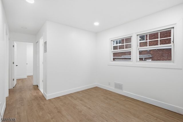 284 2Nd Ave, Newark City, NJ 07107