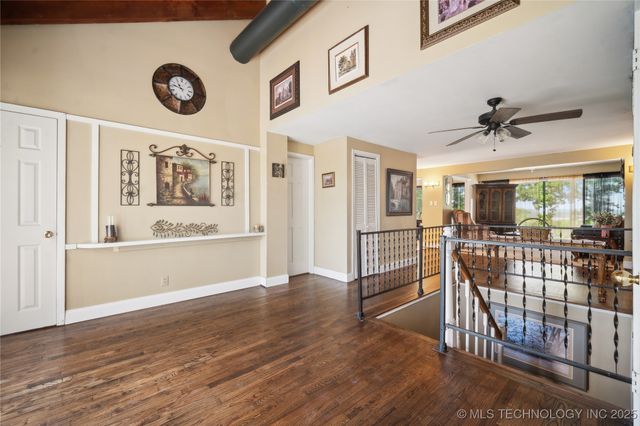 2 Diamond Head Drive, Sand Springs, OK 74063