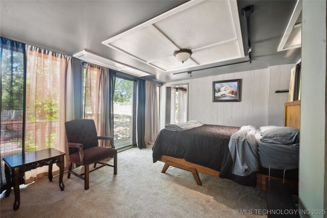 2 Diamond Head Drive, Sand Springs, OK 74063