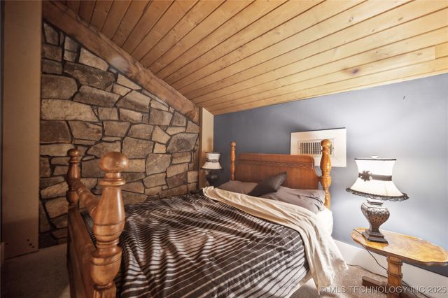 2 Diamond Head Drive, Sand Springs, OK 74063